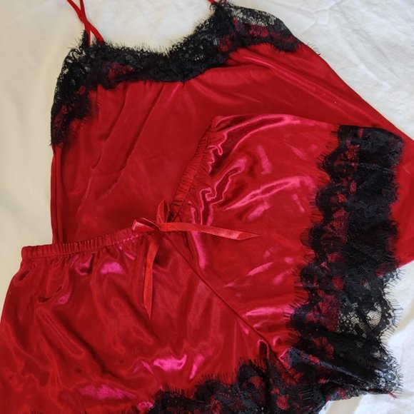 ⭐Black Lace Trim Sleep Set - Picture 3 of 7